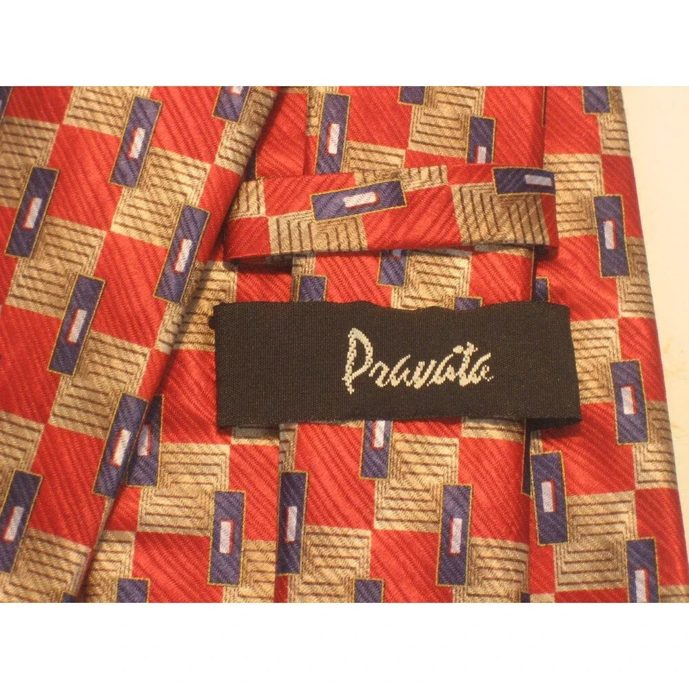 NWOT Pravata 100% Silk Geometric Design Necktie